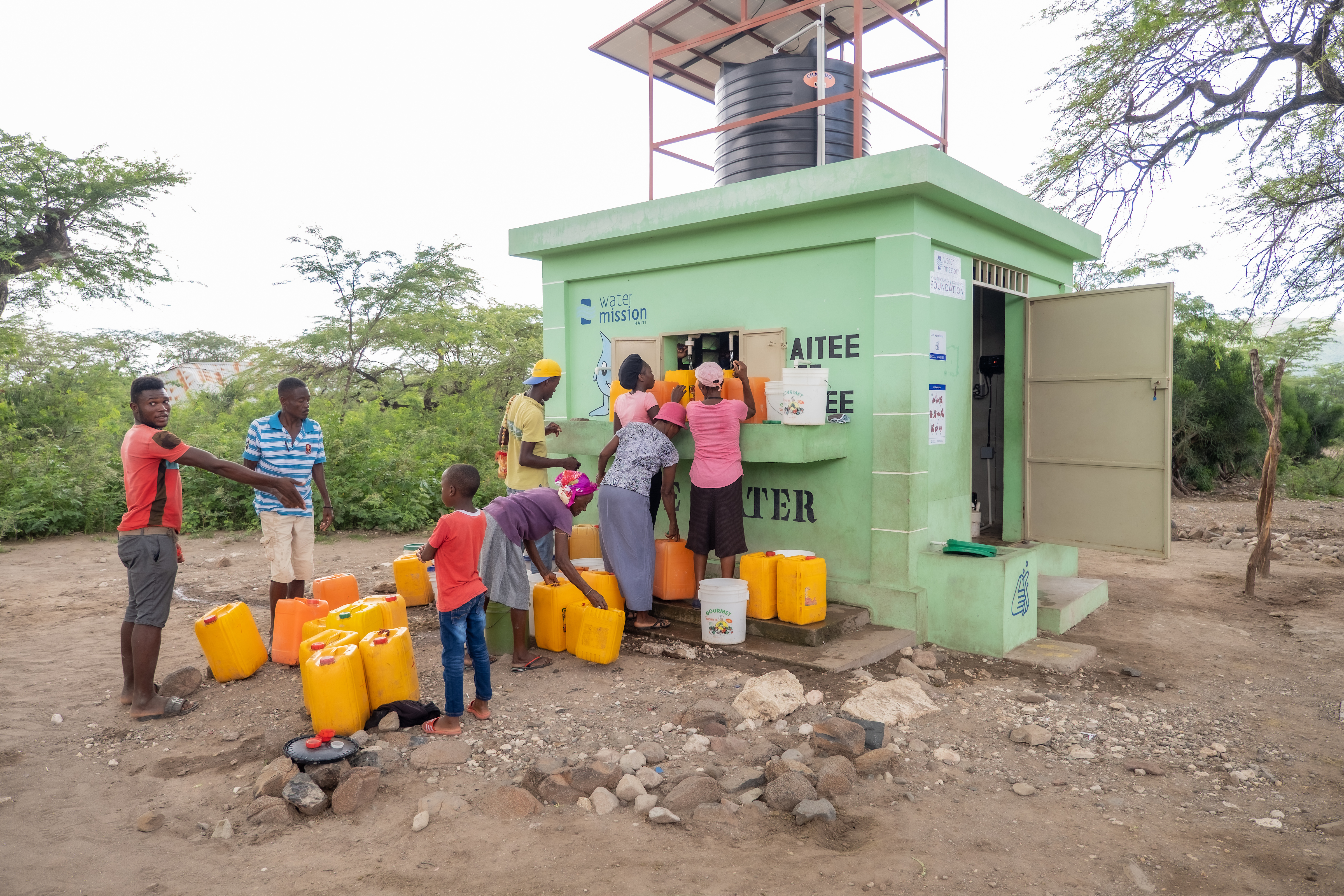 In the wake of 2016’s Hurricane Matthew, Water Mission constructed 40 water treatment systems to bring clean, safe water to Haiti. Knowing the country rests on a seismic fault, engineers designed the structures to withstand future earthquakes, such as the 7.2-magnitude quake that hit late this summer. Of the 40 projects, 38 remain functional.