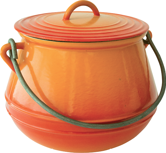 1920s bean pot designed to hang over the fire