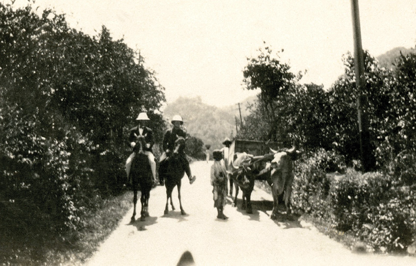 Beebe (right), possibly on the road from Kartabo to Bartica