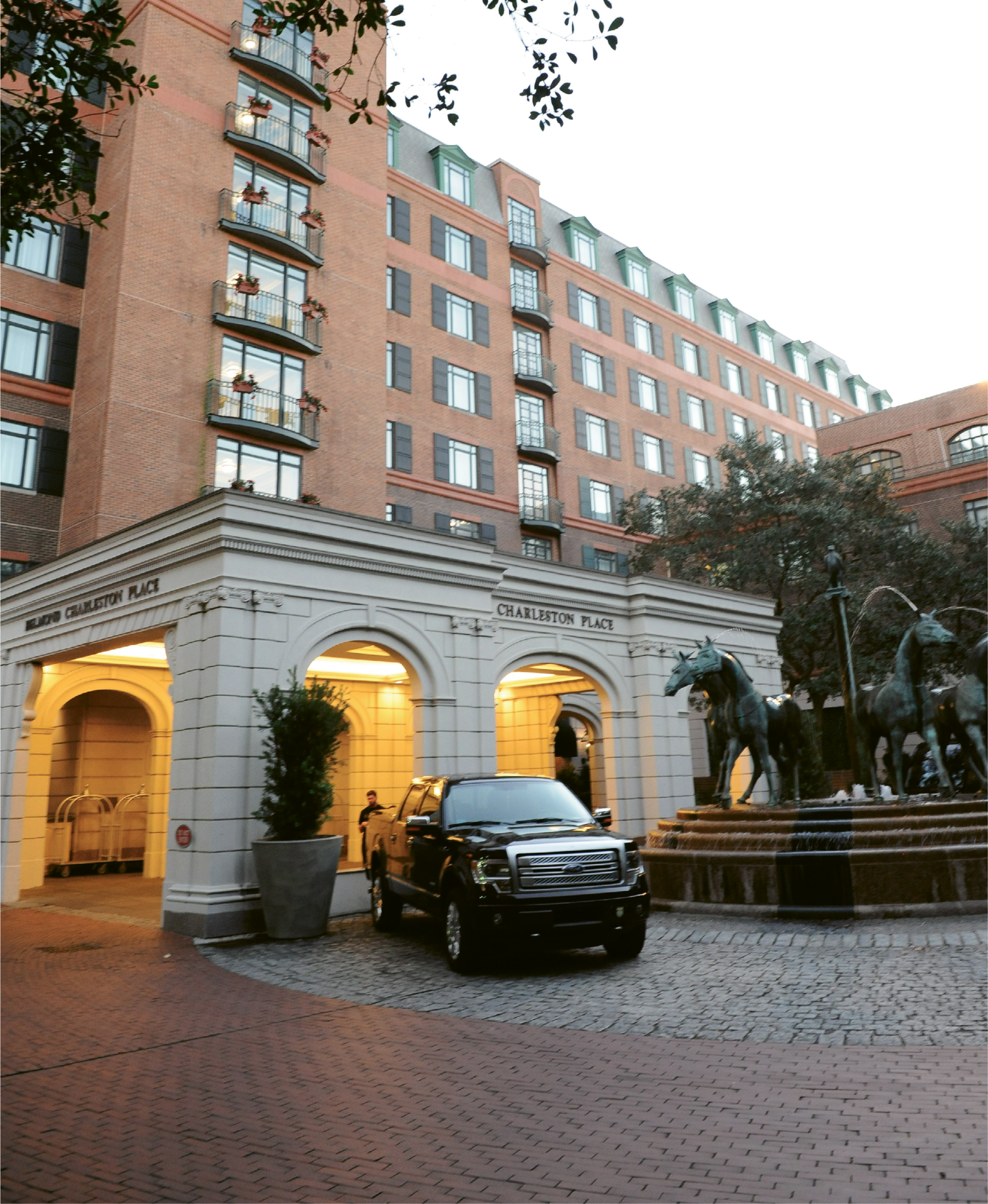 Charleston Place, now under the global Belmond brand, celebrated its 30th anniversary last year, completing renovations on all of its guest rooms as well as the Thoroughbred Club and adding more amenities, such as the new pub, Meeting at Market.