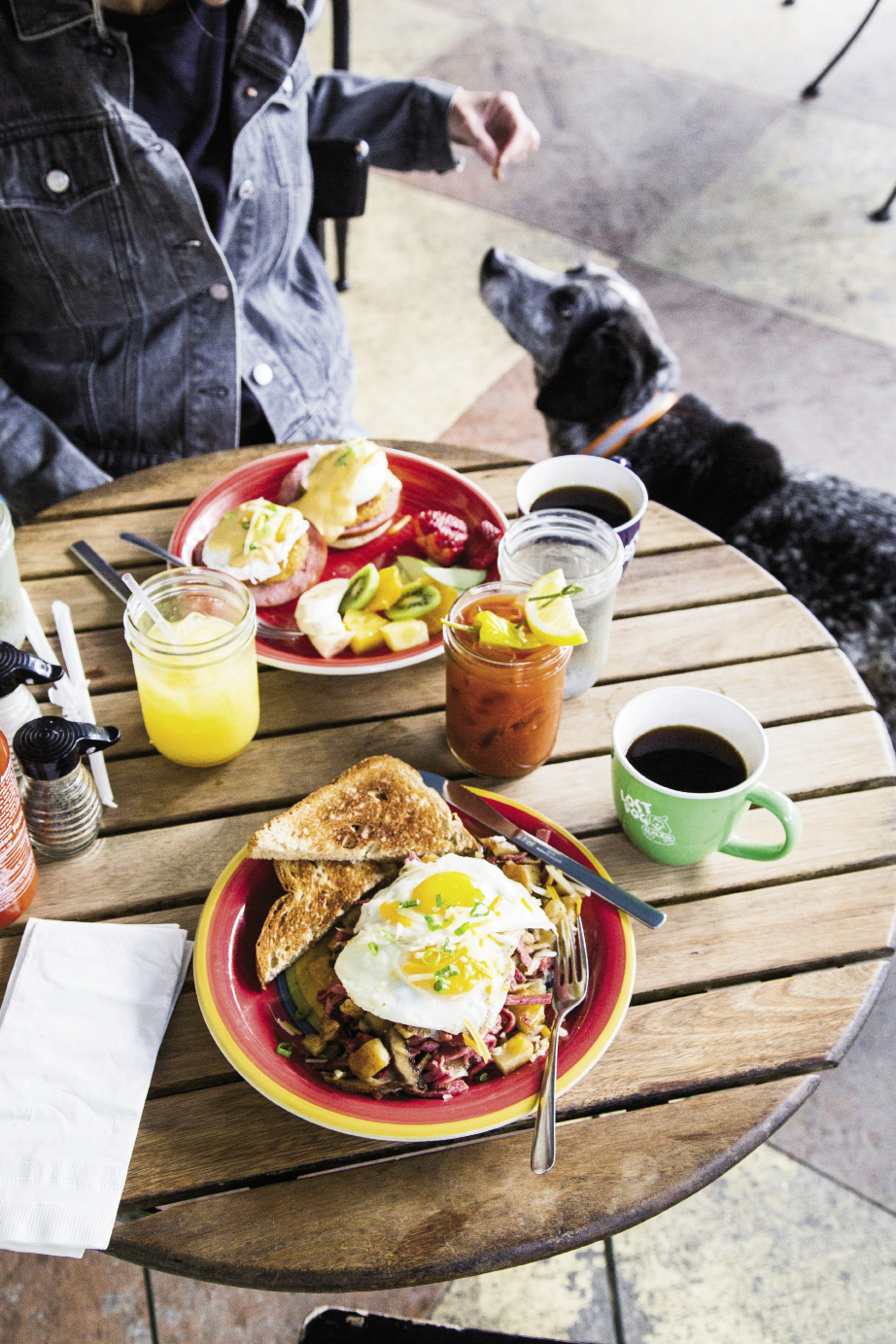 Favorite brunch picks at Lost Dog Cafe—a pooch-friendly spot (at outdoor tables only)—are corned-beef hash and eggs and the eggs Benedict. Don’t forget the “licker” drinks, house-made Bloody Marys and Mason Jar Mimosas.