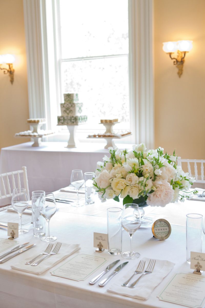 TONE-ON-TONE: Pale neutrals, like the light yellow hue of the ballroom walls and the pale pink peonies in the table arrangements, added softness and depth to the palette.