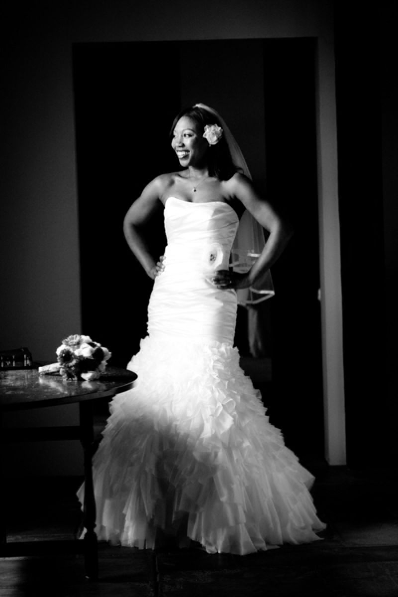 IN GOOD FORM: Charleston native Marissa wore a mermaid-style Essense of Australia gown.
