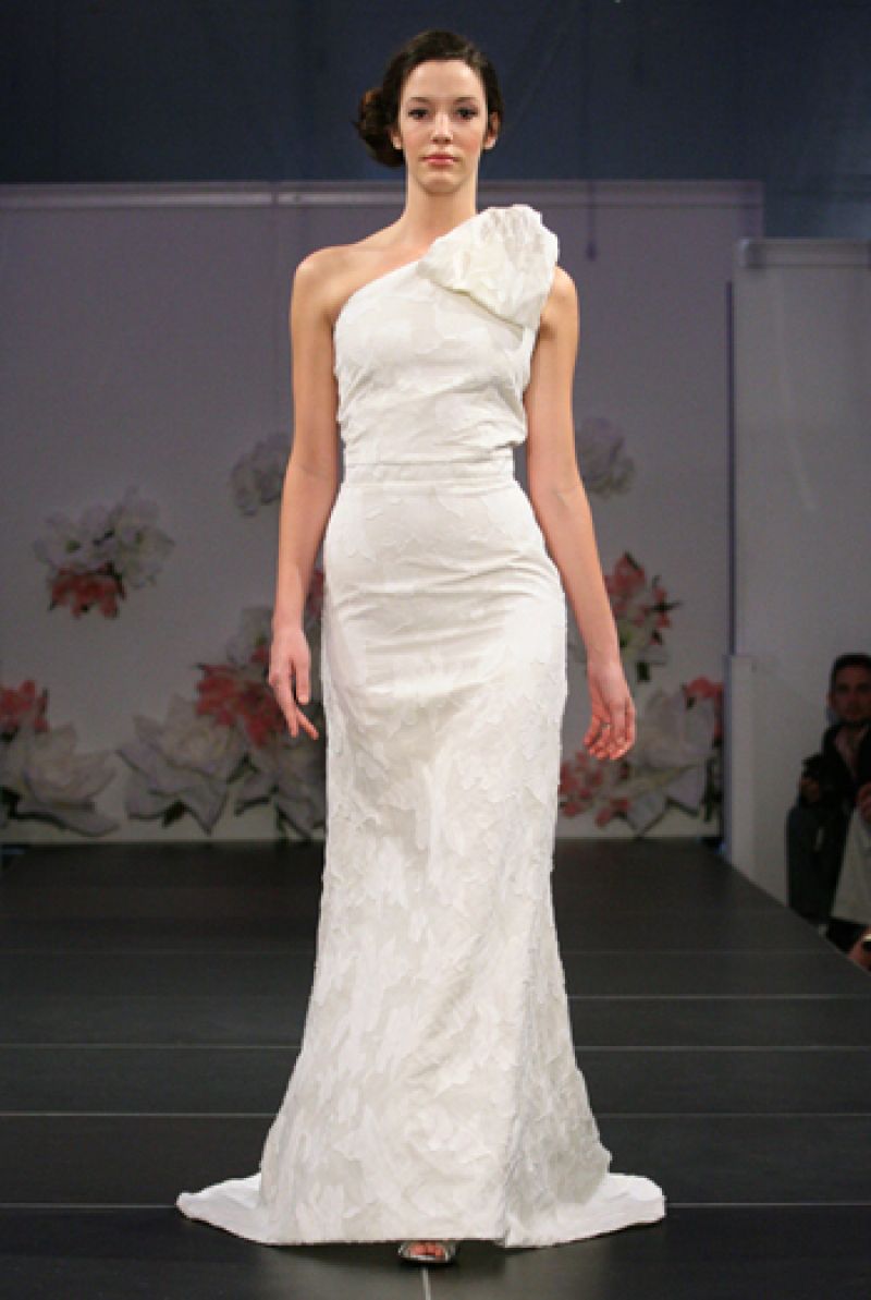 0X4Q2021.Ed Kavishe.Fashion Wire Press.jpg