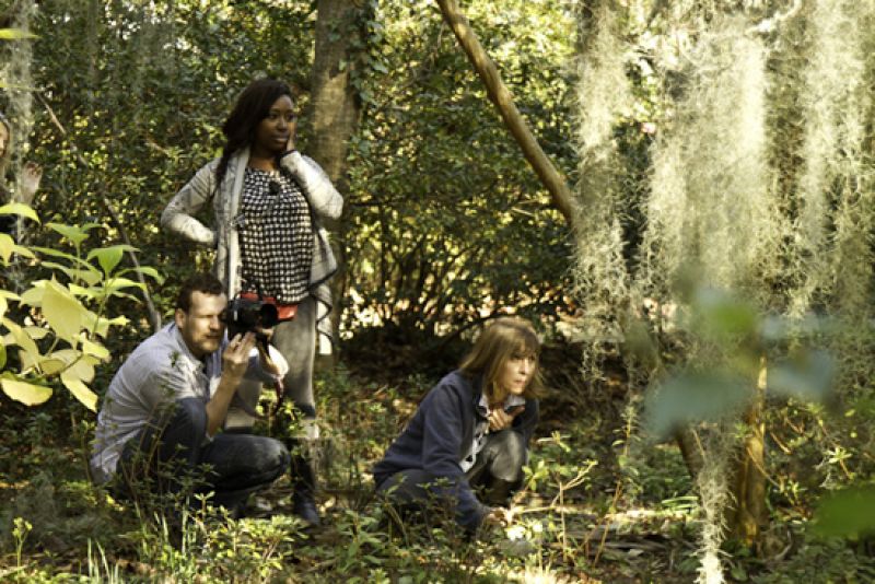 Photographer Jorg Meyer, style director Ayoka Lucas, and me, the crouching editor (Melissa Bigner) stalk a good angle. My big job? Hold down some wayward sprigs that were in the shot. Little did we know we had nailed the cover with this one.