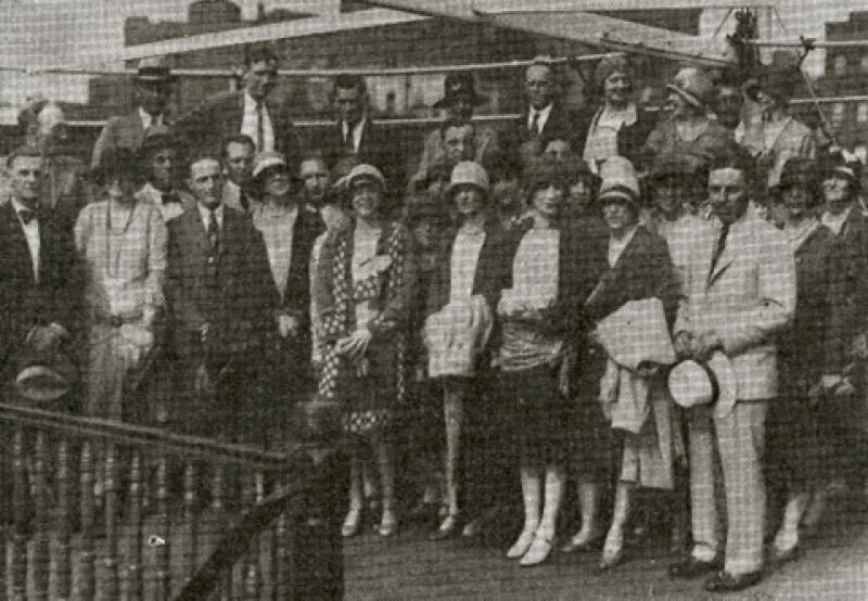 1929: Charleston’s Society for the Preservation of Spirituals performed at the Thursday Evening Club in New York City as guest of Marjorie Morawetz, who had seen the group in Boston a year prior.