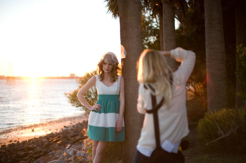 On the back lawn and beach of the Cottages. We thought this shortie from LulaKate was terrific for a beach bride. Yes, it’s got color, but add a little veil and you’re clearly the bride. Photograph by Ruta Elvikyte