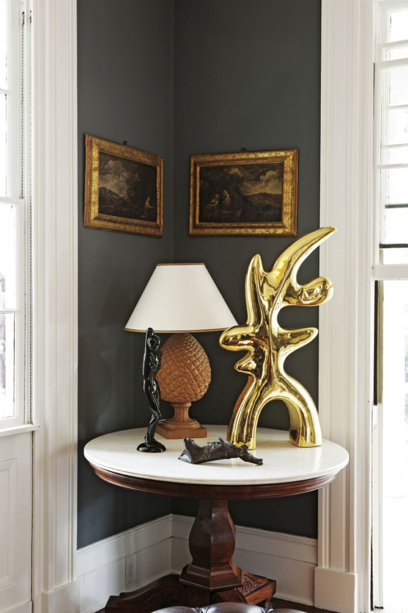 FAMILY COLLECTION A sculpture by Italian artist Ambrogio Pozzi entitled Presenza  Sciamana.