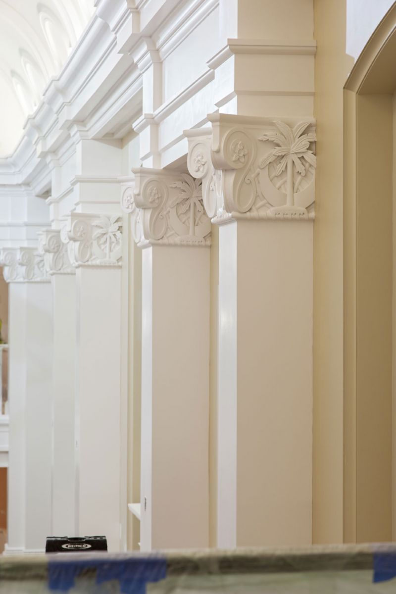 Detail of the Gaillard’s signature palmetto, crescent moon, jasmine flower, and musical note motif designed by Steven Knight of the Schwartz team.