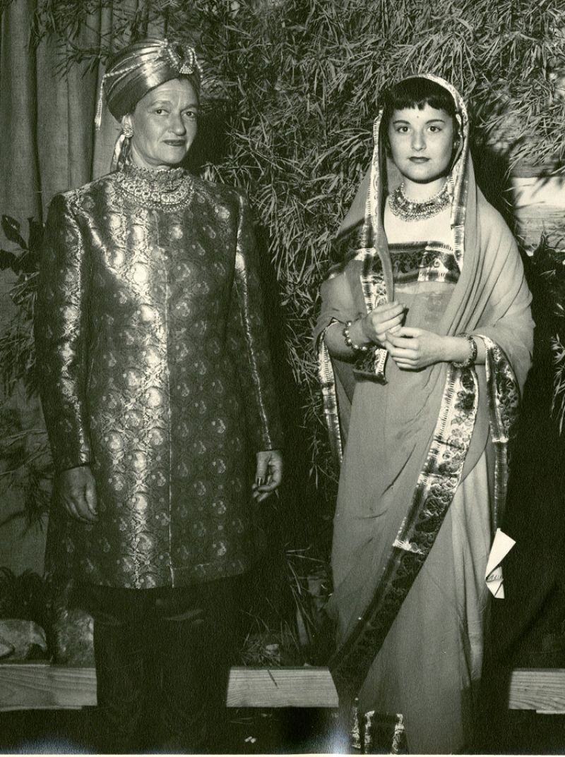 For more than a half century, “Charleston’s Grandest Dame” hosted a New Year’s Eve masquerade ball at Medway