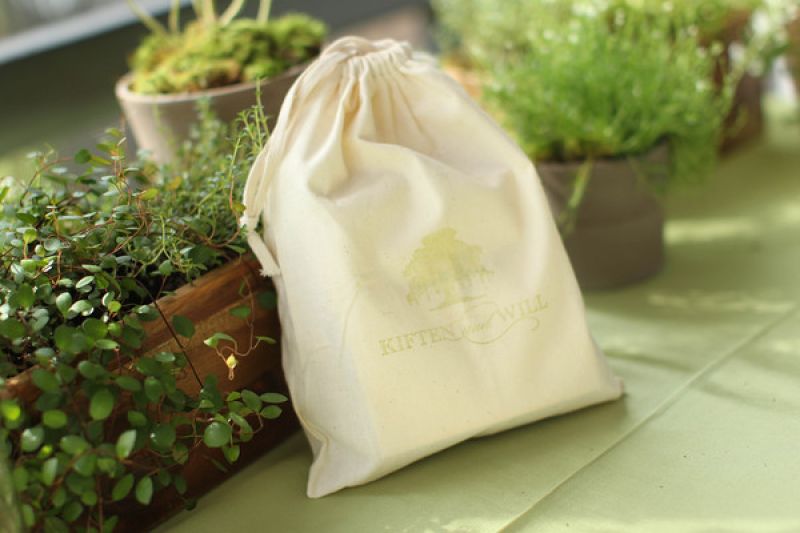 WARM RECEPTION: “Kiften and Will” welcome bags contained a bottle of water, a bag of benne wafers, and general info about the Holy City.