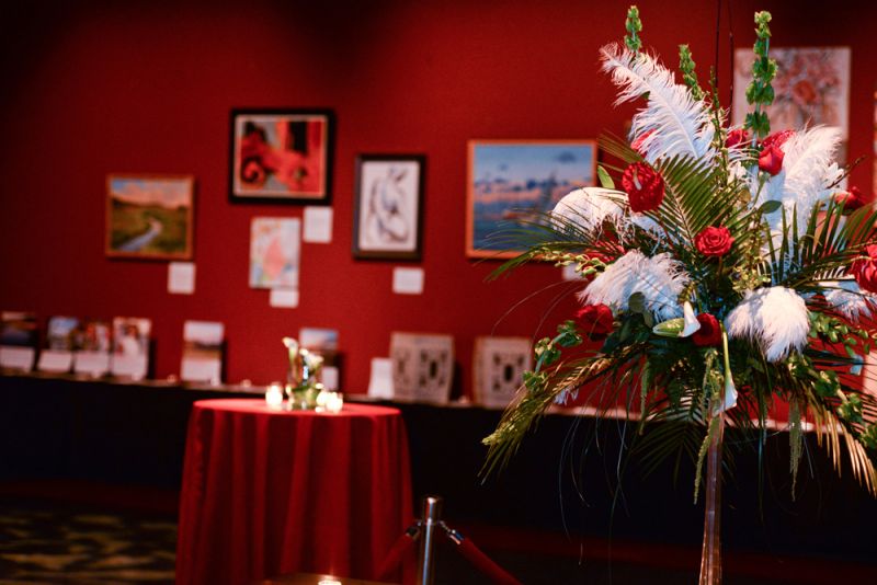 Red lighting provided an intimate setting throughout.