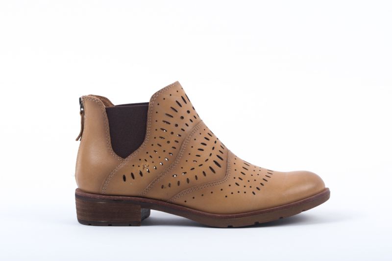 Sofft “Brenley” boot in “new caramel,” $130 at Mix by Copper Penny