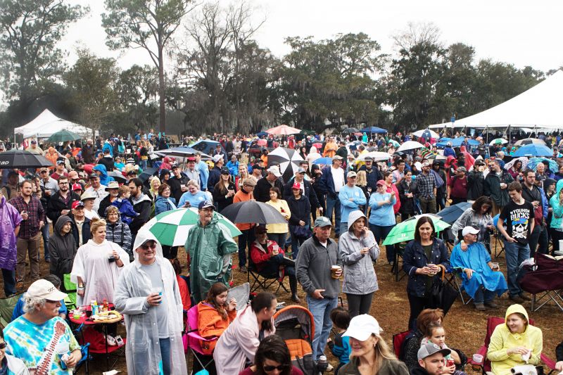 Despite rainy weather, the festival drew a huge crowd.