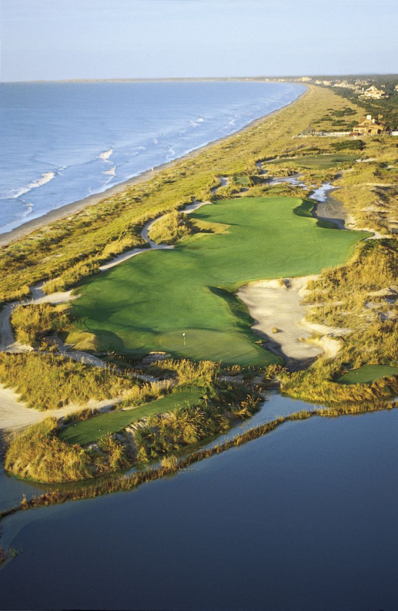 The 444-yard, par-4 hole 15